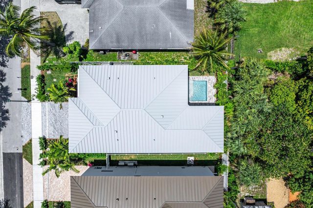 207 SE 5th Street, Delray Beach, FL 33483