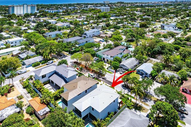 207 SE 5th Street, Delray Beach, FL 33483