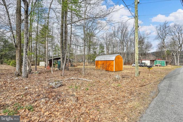 232 BEAR CREEK RD, Schuylkill Haven, PA 17972