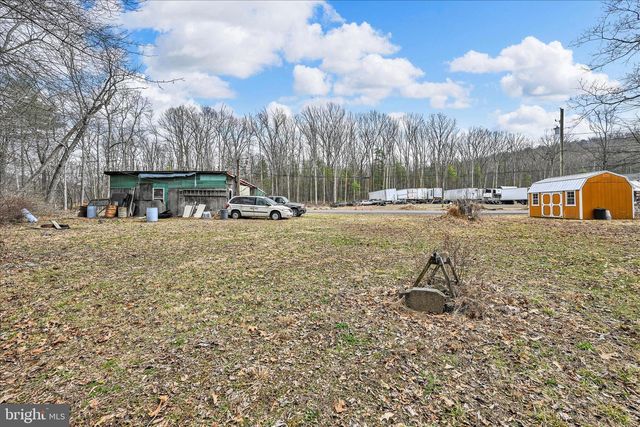 232 BEAR CREEK RD, Schuylkill Haven, PA 17972