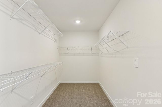 9028 Foggy Brook Loop, Charlotte, NC 28216