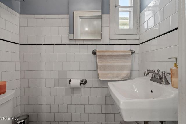 61 Ryckman Avenue, Albany, NY 12208