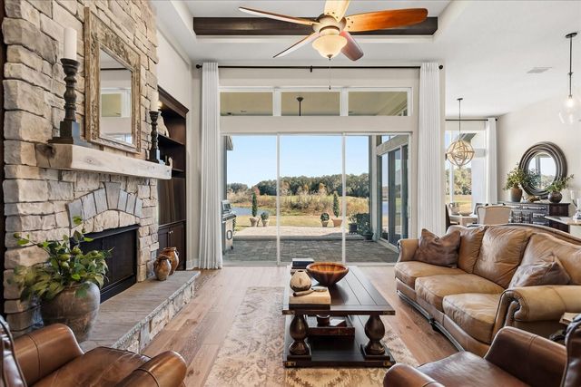 25920 ROUNDABOUT POINT, Sorrento, FL 32776