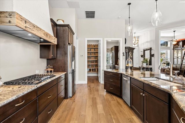 25920 ROUNDABOUT POINT, Sorrento, FL 32776