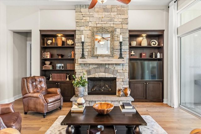 25920 ROUNDABOUT POINT, Sorrento, FL 32776