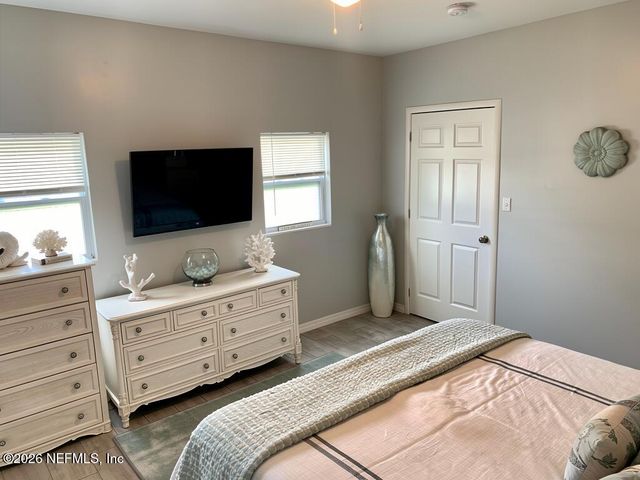 1710 ROWE Avenue, Jacksonville, FL 32208