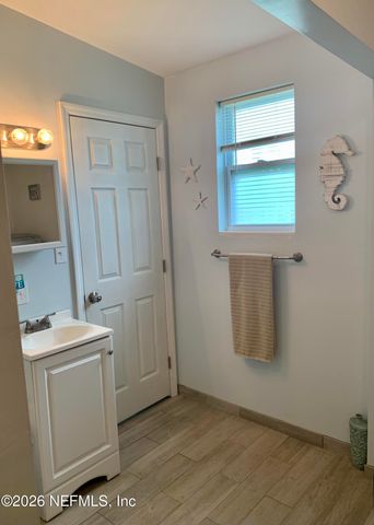 1710 ROWE Avenue, Jacksonville, FL 32208