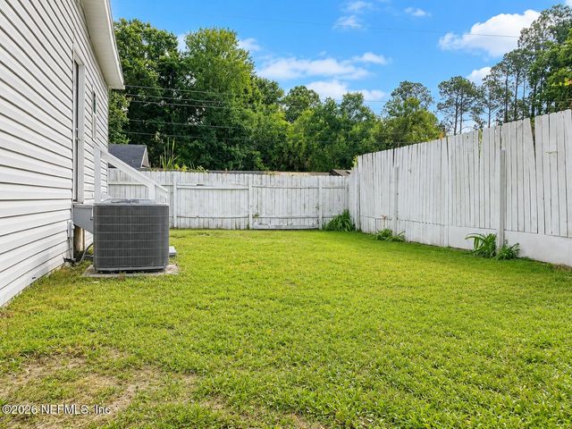 1710 ROWE Avenue, Jacksonville, FL 32208