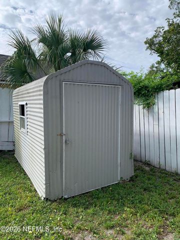 1710 ROWE Avenue, Jacksonville, FL 32208