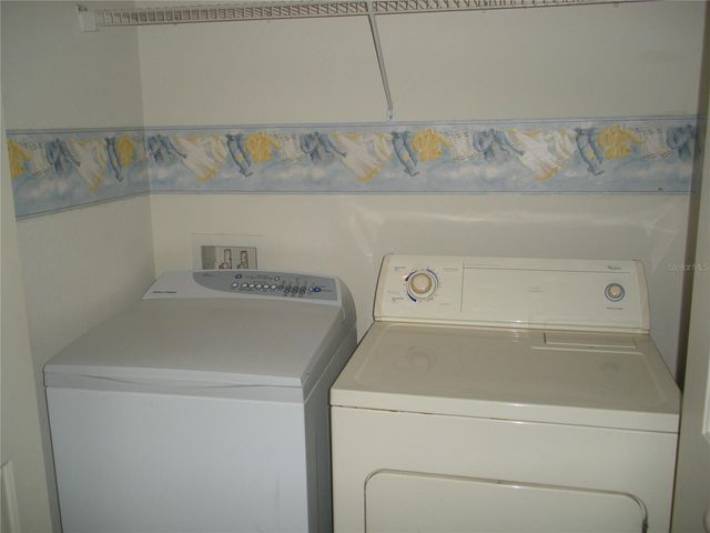 3421 PARKRIDGE CIRCLE 19-201, Sarasota, FL 34243