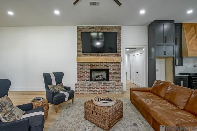 1451 Hwy 75, Sunshine, LA 70780
