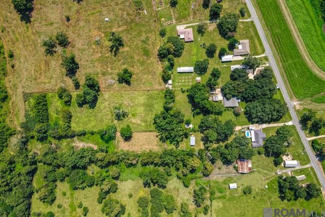 1451 Hwy 75, Sunshine, LA 70780