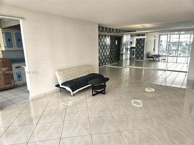 230 174th Street 409, Sunny Isles Beach, FL 33160