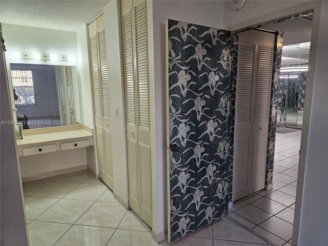 230 174th Street 409, Sunny Isles Beach, FL 33160