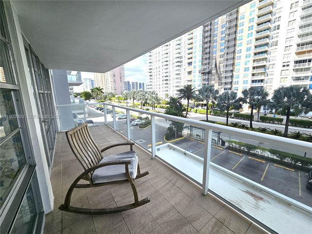 230 174th Street 409, Sunny Isles Beach, FL 33160