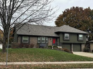 908 N Forest Lane N/A, Liberty, MO 64068