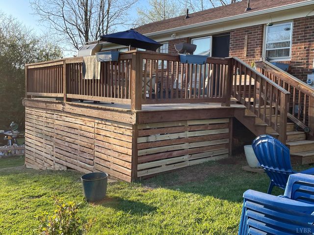 2229 Cedar Gate Rd, Madison Heights, VA 24572