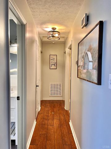 2229 Cedar Gate Rd, Madison Heights, VA 24572