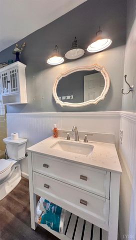 2229 Cedar Gate Rd, Madison Heights, VA 24572