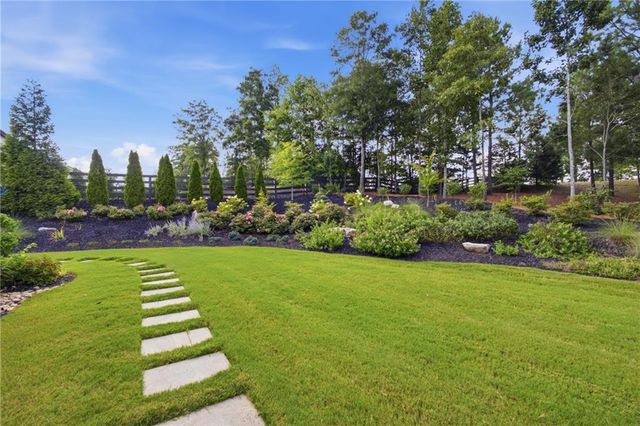 6510 Serene Way, Dawsonville, GA 30534
