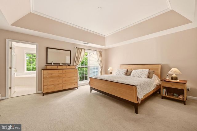 4093 OAK VILLAGE LANDING, Fairfax, VA 22033