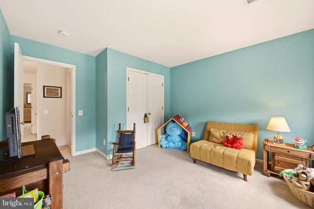 4093 OAK VILLAGE LANDING, Fairfax, VA 22033