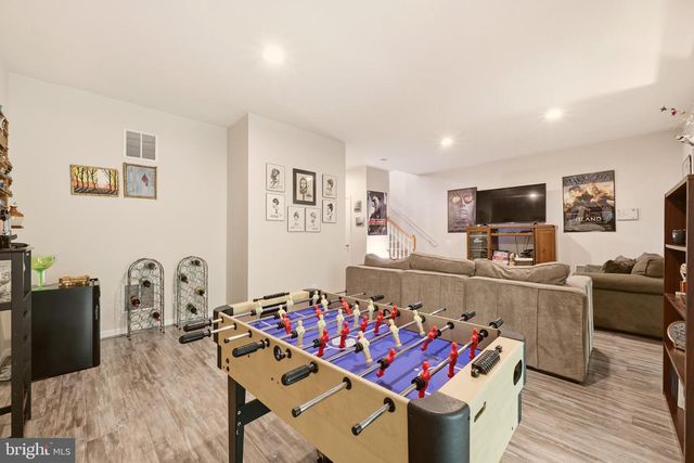 4093 OAK VILLAGE LANDING, Fairfax, VA 22033