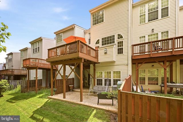4093 OAK VILLAGE LANDING, Fairfax, VA 22033