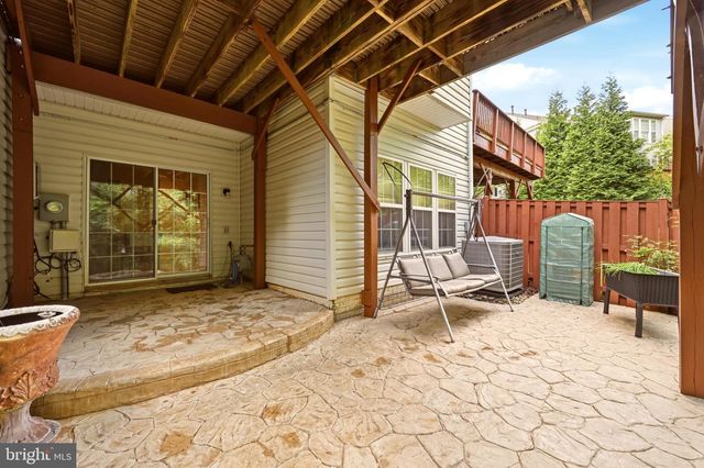 4093 OAK VILLAGE LANDING, Fairfax, VA 22033