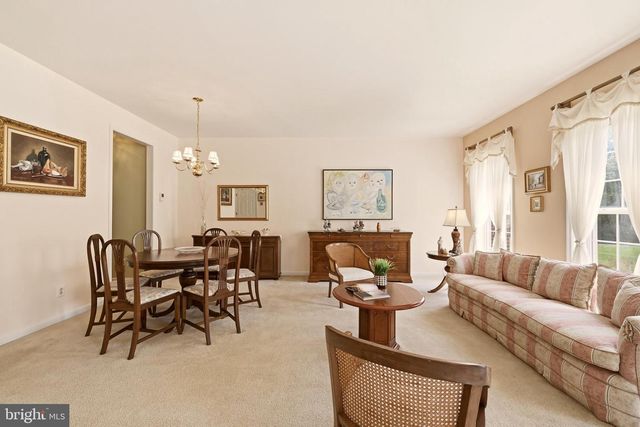 4093 OAK VILLAGE LANDING, Fairfax, VA 22033