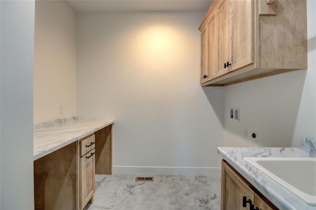 17943 51st Avenue, Chippewa Falls, WI 54729
