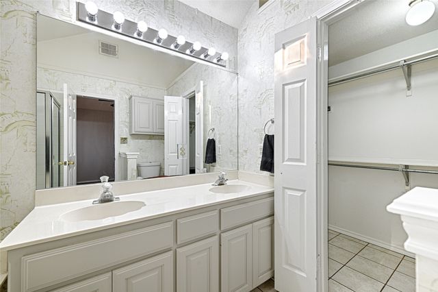 1477 Altstatten Lane, Lewisville, TX 75067