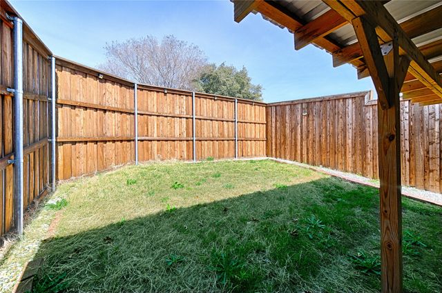 1477 Altstatten Lane, Lewisville, TX 75067