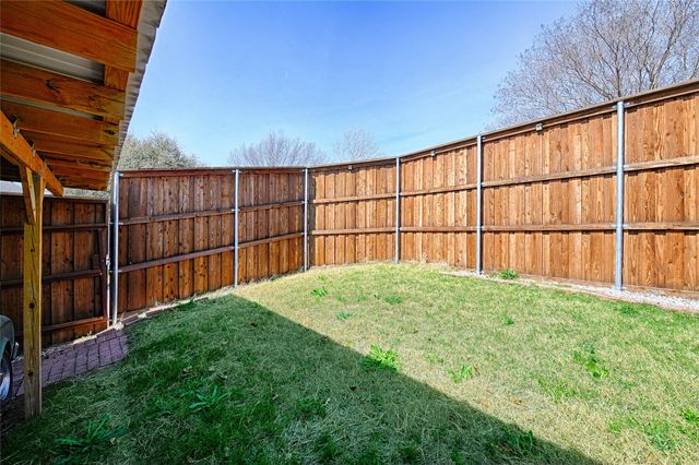 1477 Altstatten Lane, Lewisville, TX 75067