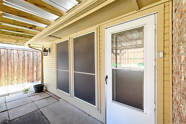 1477 Altstatten Lane, Lewisville, TX 75067