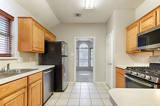 1477 Altstatten Lane, Lewisville, TX 75067