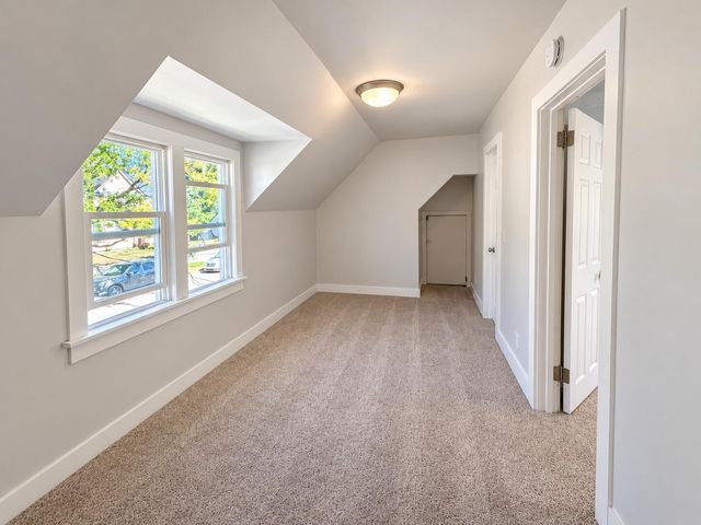 1224 Valley Avenue NW, Grand Rapids, MI 49504