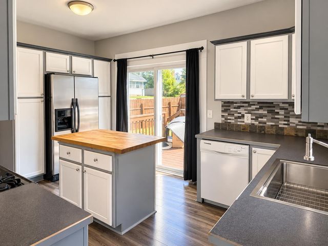 1224 Valley Avenue NW, Grand Rapids, MI 49504
