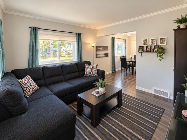 1224 Valley Avenue NW, Grand Rapids, MI 49504