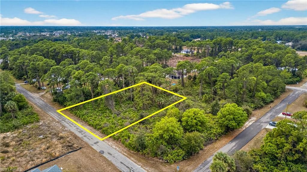 1221 Wagner AVE, LEHIGH ACRES, FL 33972 — exterior
