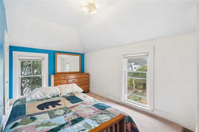 313 3rd Ave NW, Mt Vernon, IA 52314