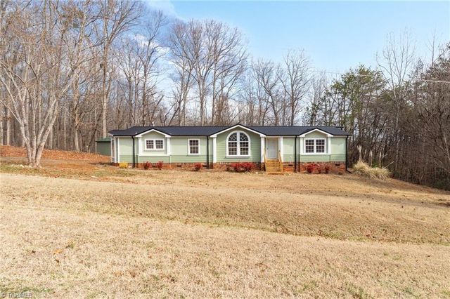 1085 Brookview Lane, Germanton, NC 27019