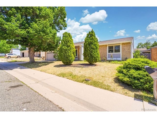 4660 S Idalia St, Aurora, CO 80015