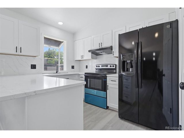4660 S Idalia St, Aurora, CO 80015