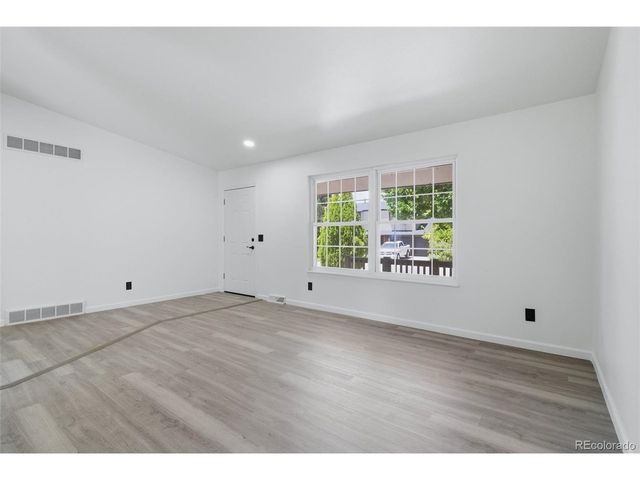 4660 S Idalia St, Aurora, CO 80015
