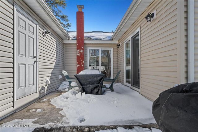 84 Woodland Drive, Brick, NJ 08723