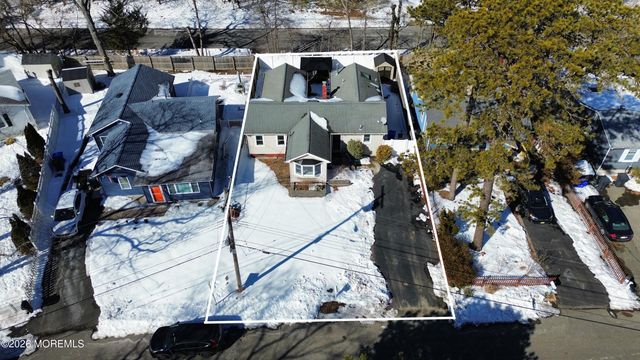 84 Woodland Drive, Brick, NJ 08723