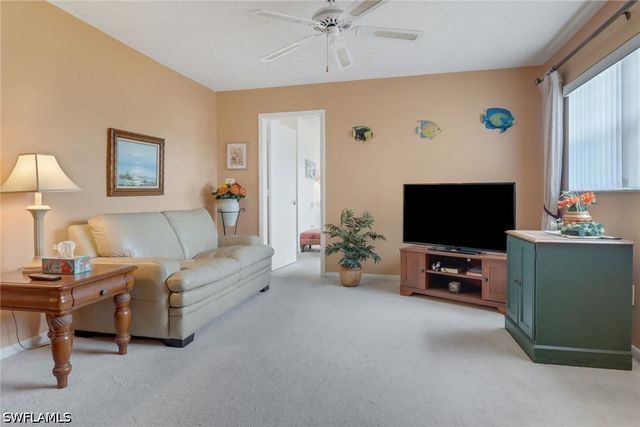 7008 Cedarhurst DR, Fort Myers, FL 33919