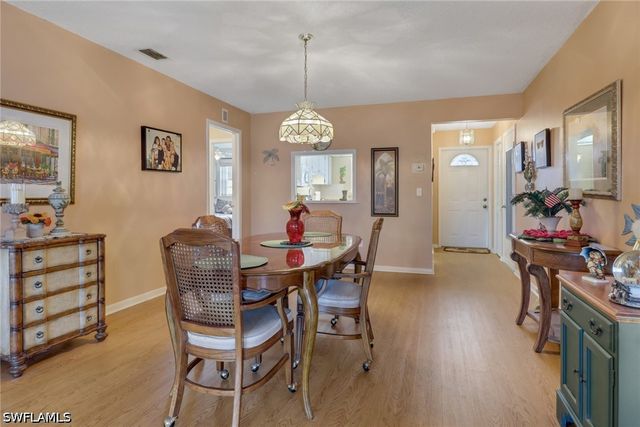7008 Cedarhurst DR, Fort Myers, FL 33919