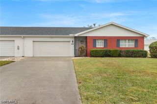 7008 Cedarhurst DR, Fort Myers, FL 33919